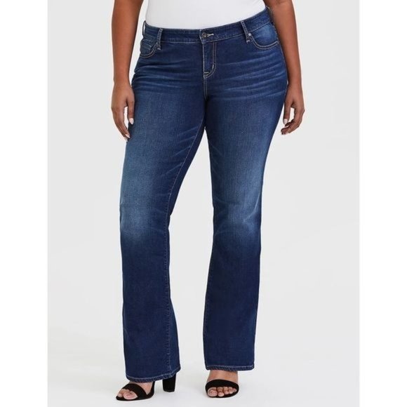 torrid Denim - Torrid Vintage Stretch Mid Rise Contrast Topstitching Relaxed Bootcut Denim Jean